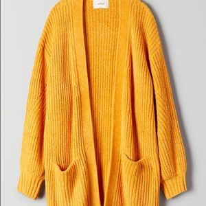 Aritzia Rourke sweater. BNWT